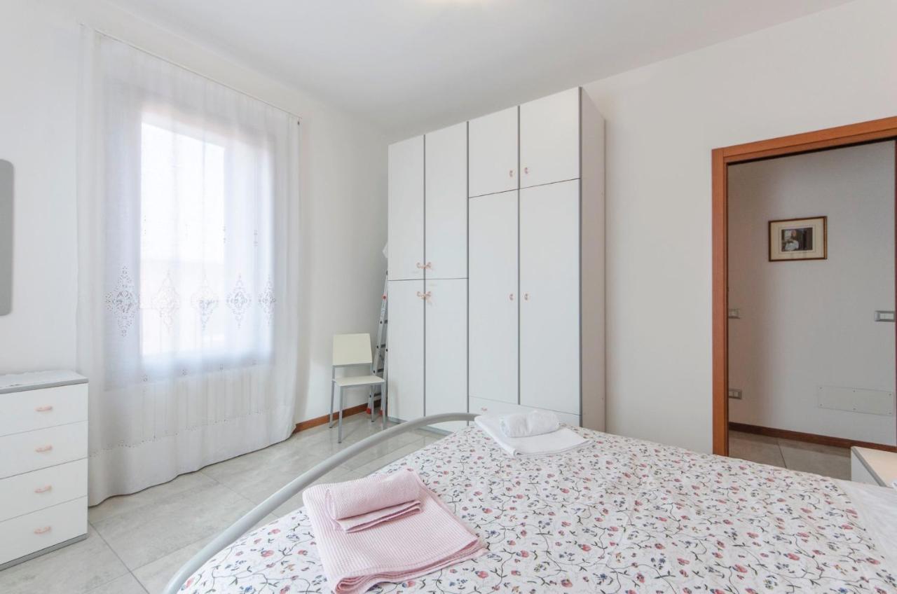 Apartamento Residenza Leon D'oro Venecia Exterior foto